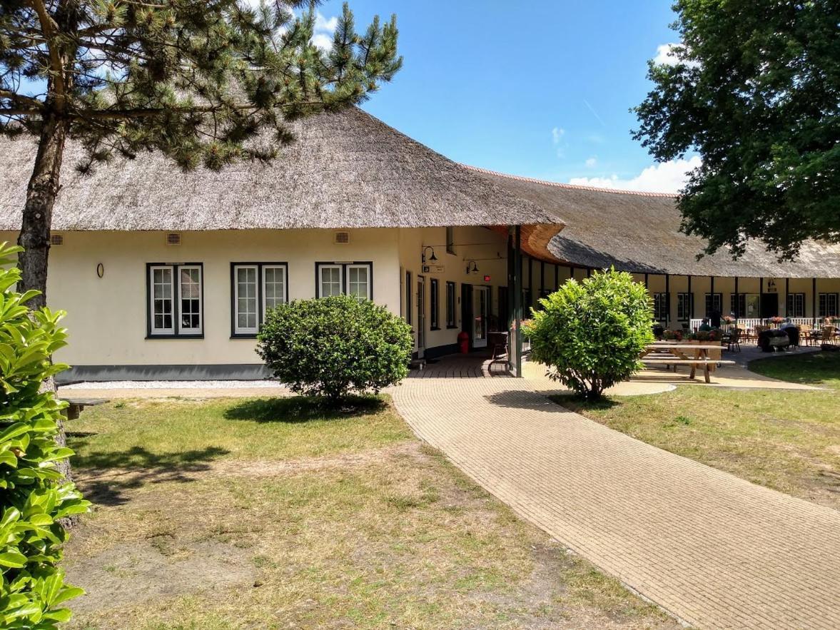 Chalet De Eekhoorn ดีเวอร์ ภายนอก รูปภาพ